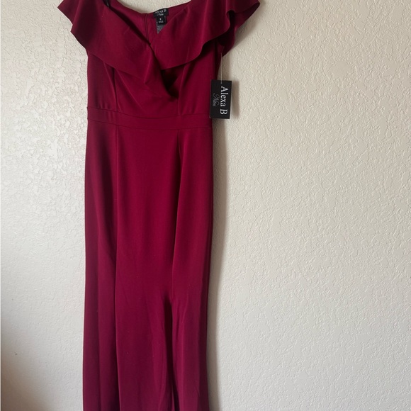 Alexia B Strapless Wine Dress - Picture 6 of 12